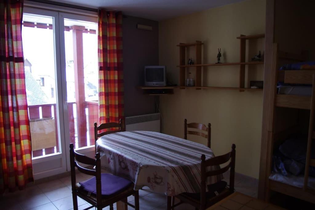 Agreable Studio A 400 M Du Centre Ville De Luz Luz-Saint-Sauveur Esterno foto